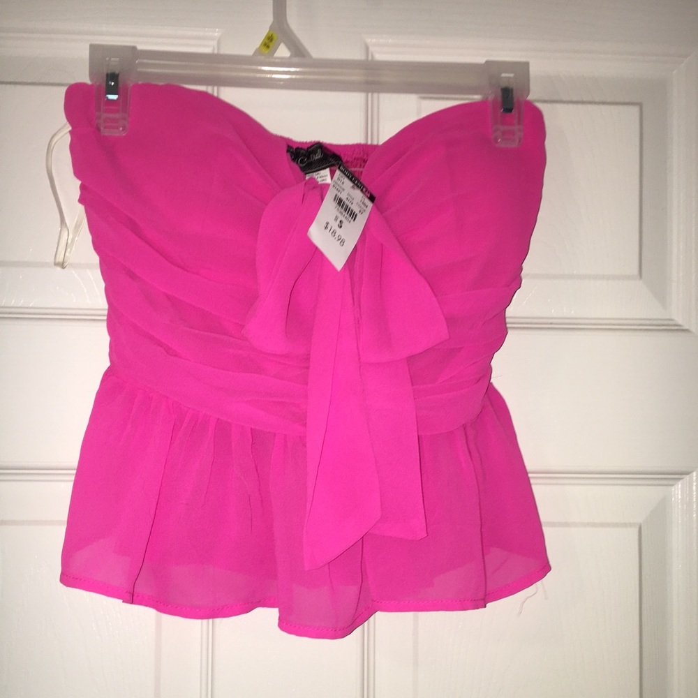 Strapless top